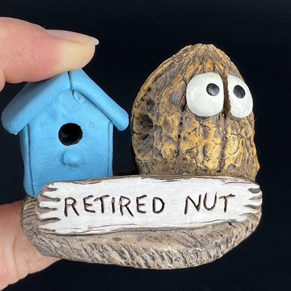 Shade Tree Creations Vernon 2005 Lottery Nut Resin Mini Figurine Novelty Humor - Picture 7 of 11